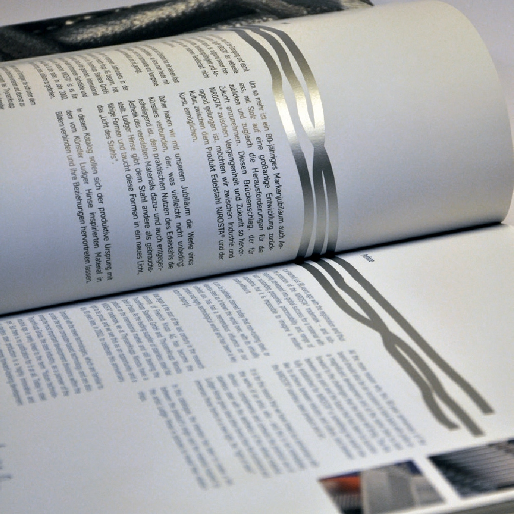 „Licht des Stahls“, Jubiläumsfestschrift kombiniert mit Kunstkatalog – Ansicht 3